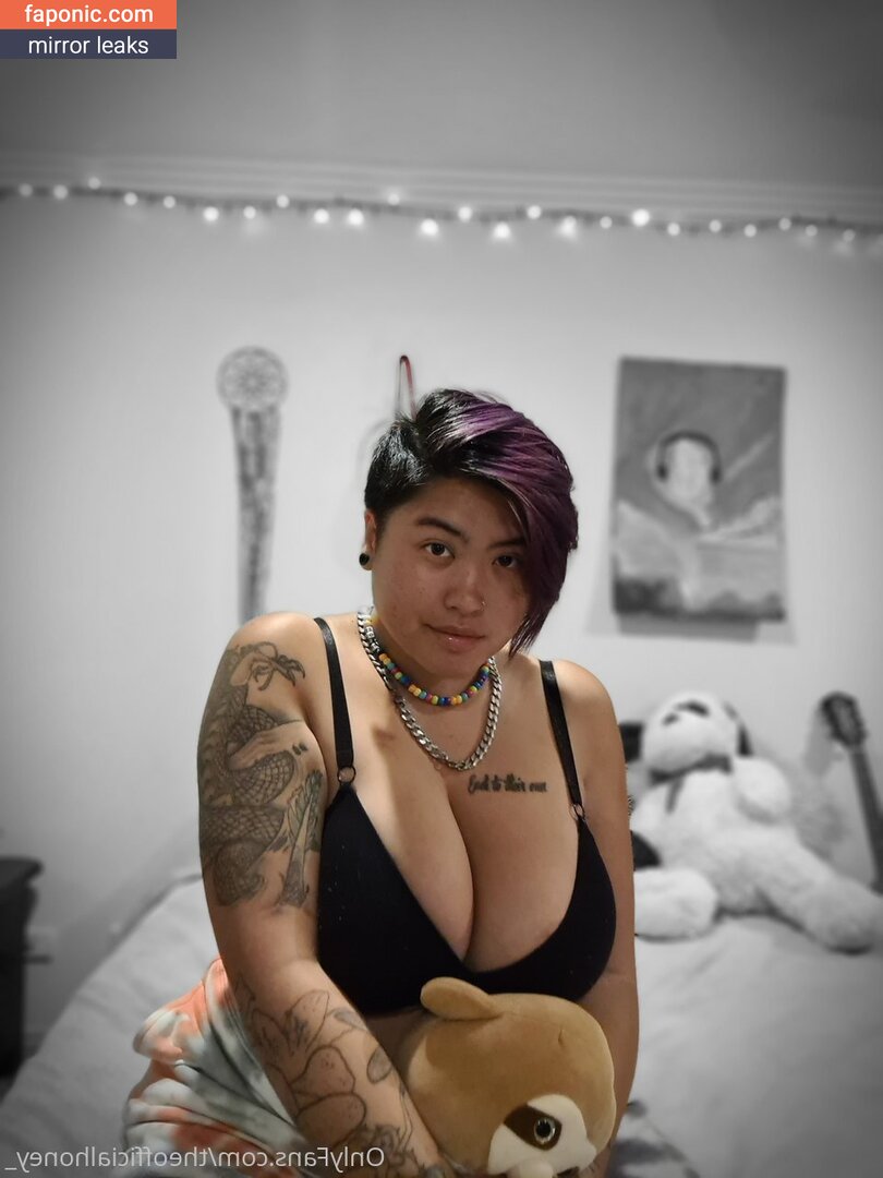 Theofficialhoney nude leaks Photo #9