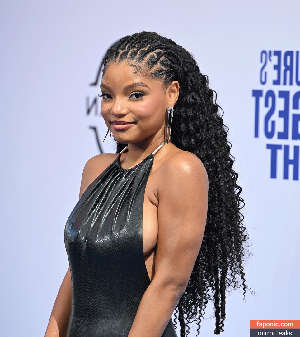 Halle Bailey nude leaks Photo #10