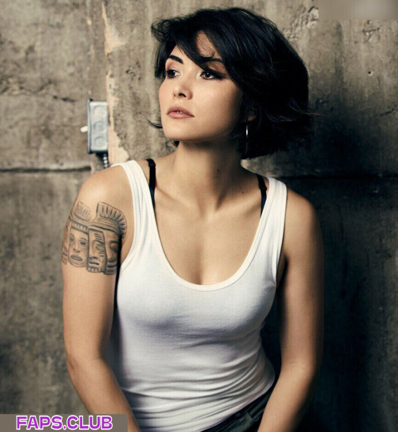 Daniella Pineda nude leaks Photo #6