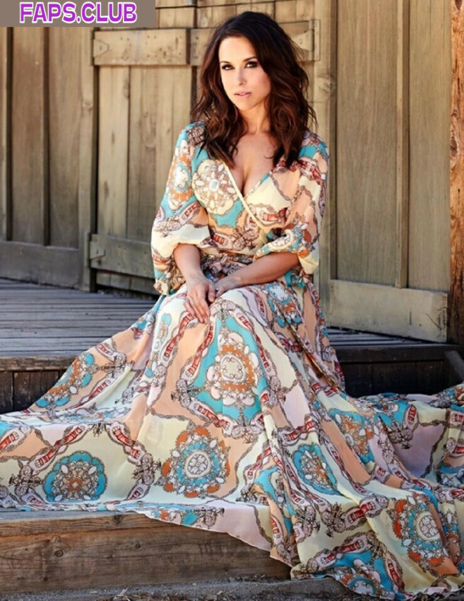 Lacey Chabert nude leaks Photo #6