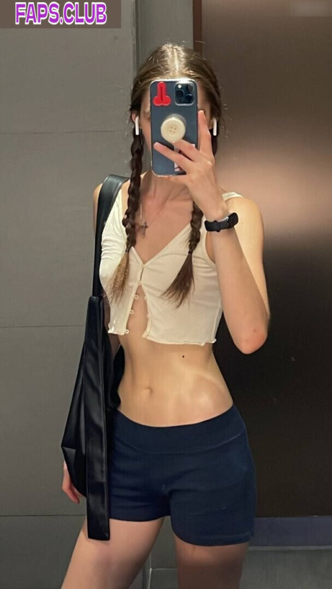 Birkaiss nude leaks Photo #4