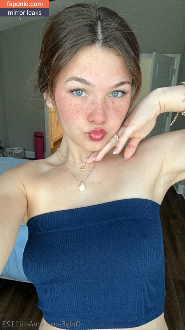 aliii1123 nude leaks Photo #4