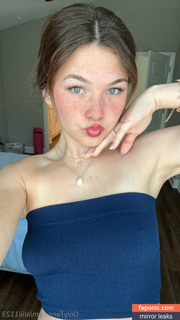 aliii1123 nude leaks Photo #5