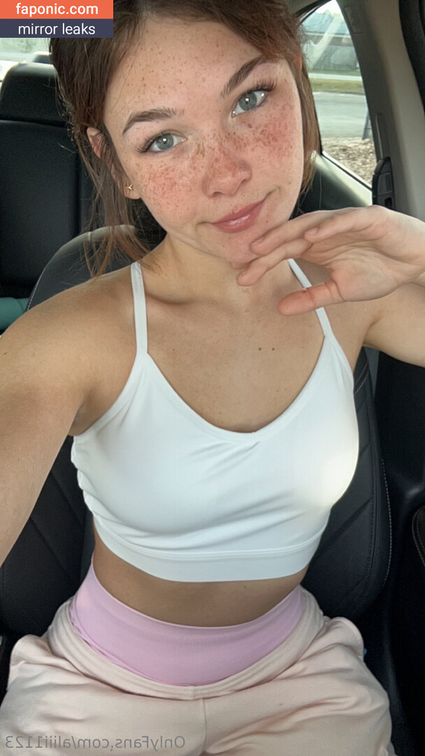 aliii1123 nude leaks Photo #14