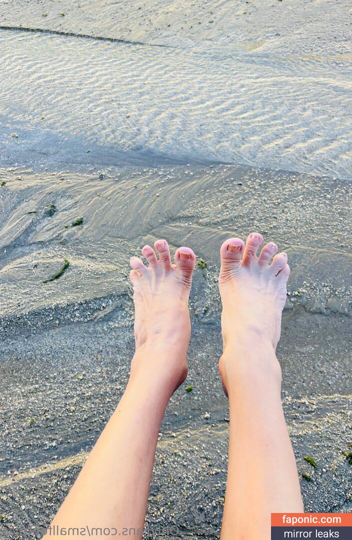 smallfeetpics nude leaks Photo #6