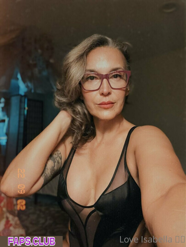 
                            isabelladel_rio, isabella-del-rio
                        