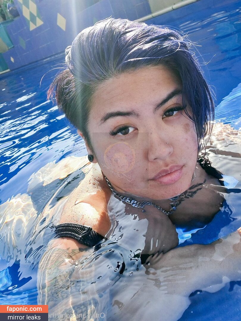 theofficialhoney_
