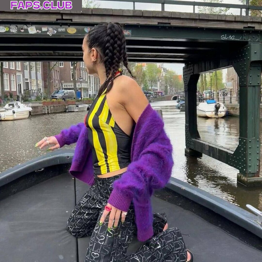 Dua Lipa nude leaks Photo #6