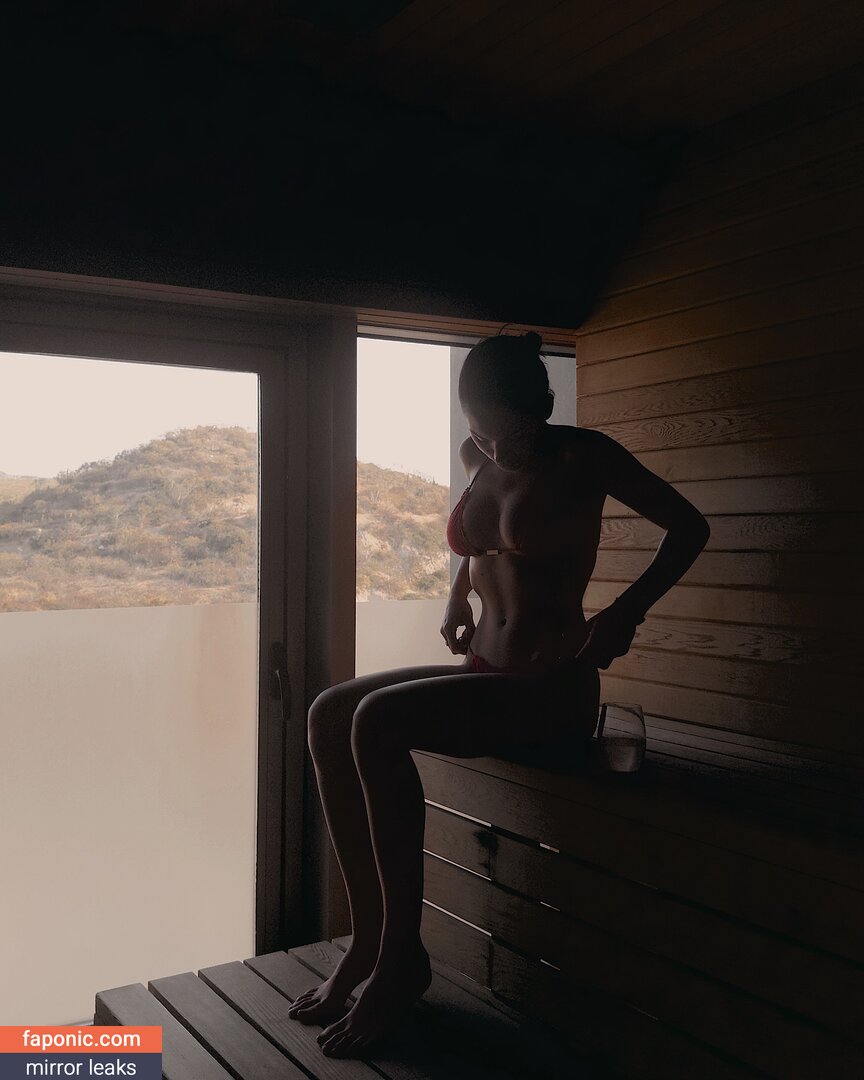 Alyssa Lynch nude leaks Photo #3