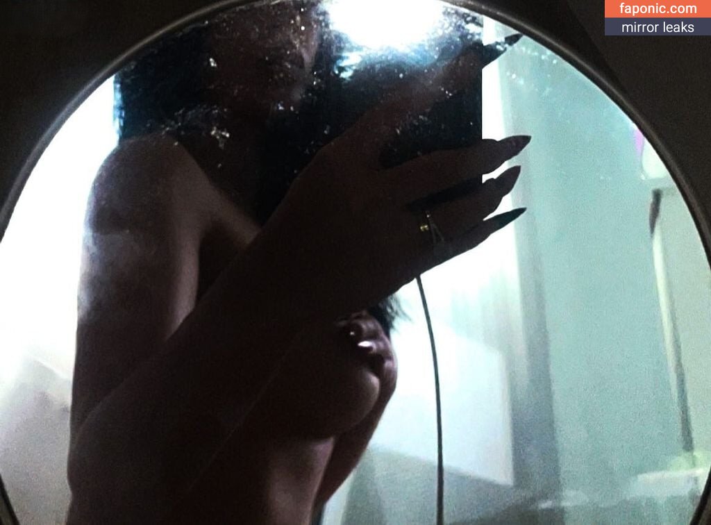 Elsa Latifaj nude leaks Photo #18