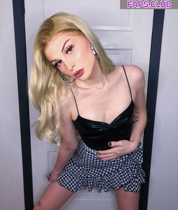 TayTay nude leaks Photo #2