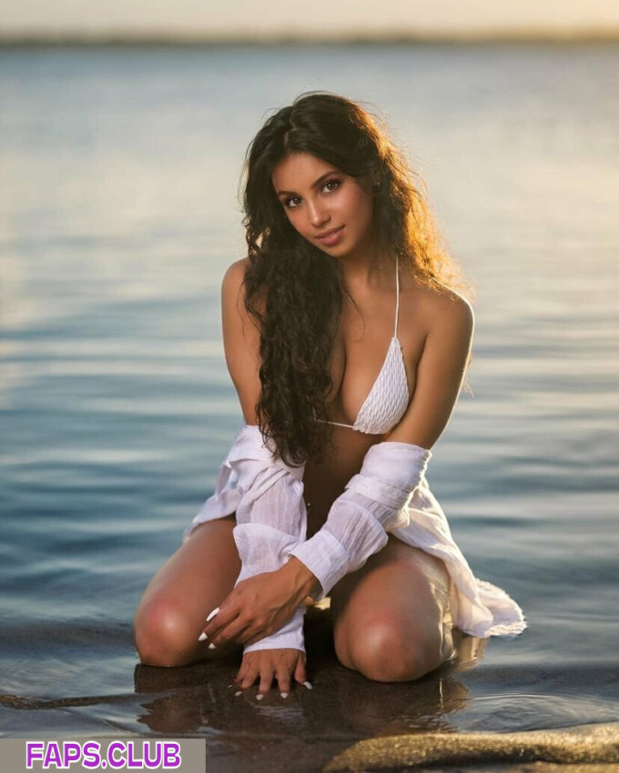 At.rachel rachel delgado nude leaks Photo #2