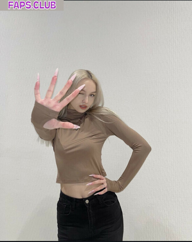 Vantaesll nude leaks Photo #6