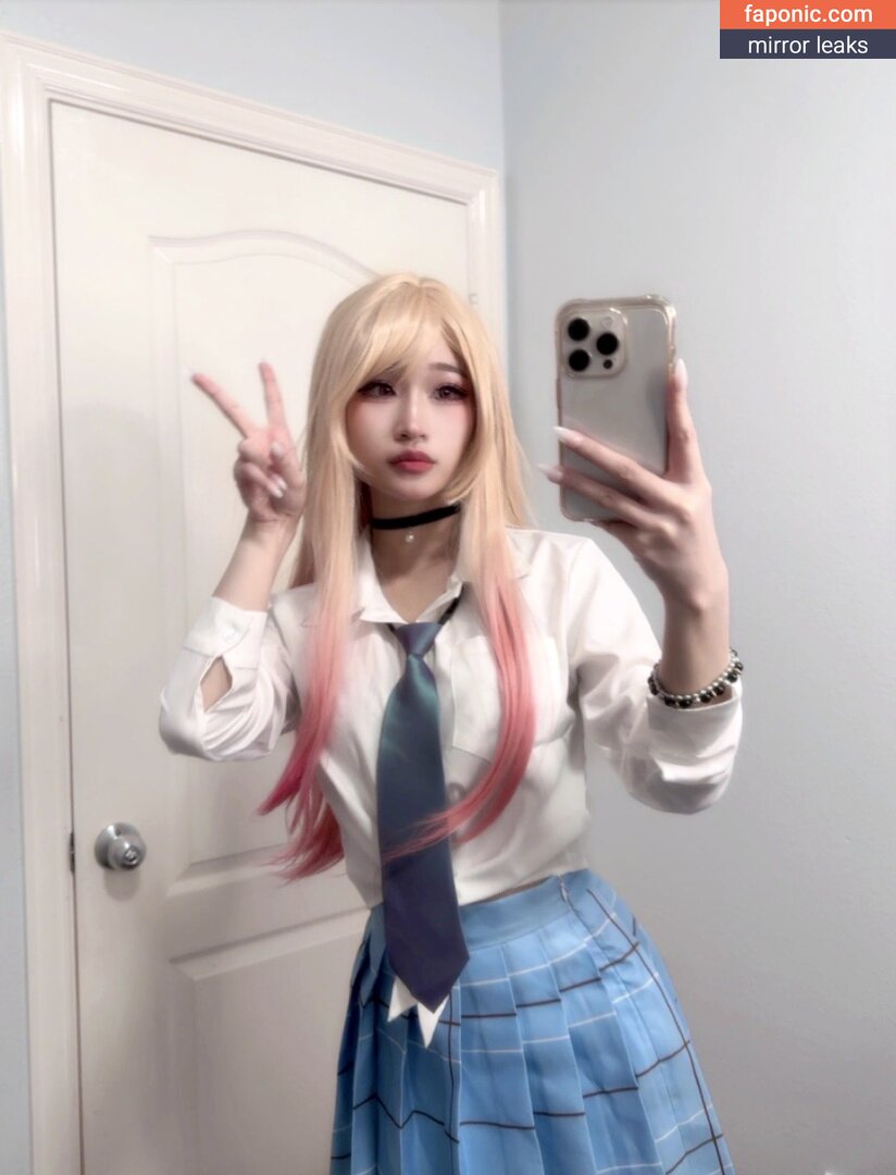 y3miku nude leaks Photo #11