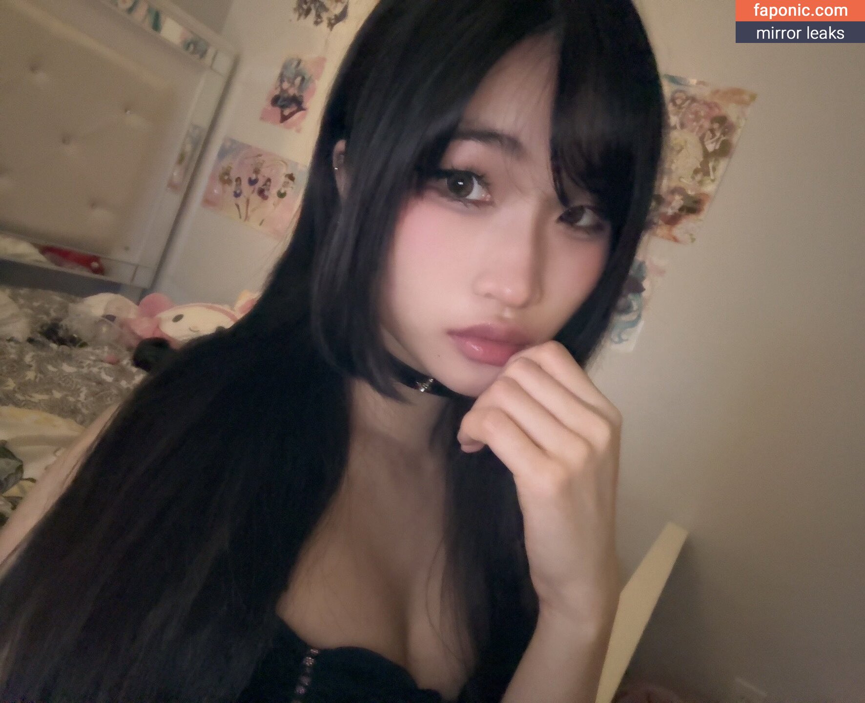 y3miku nude leaks Photo #13