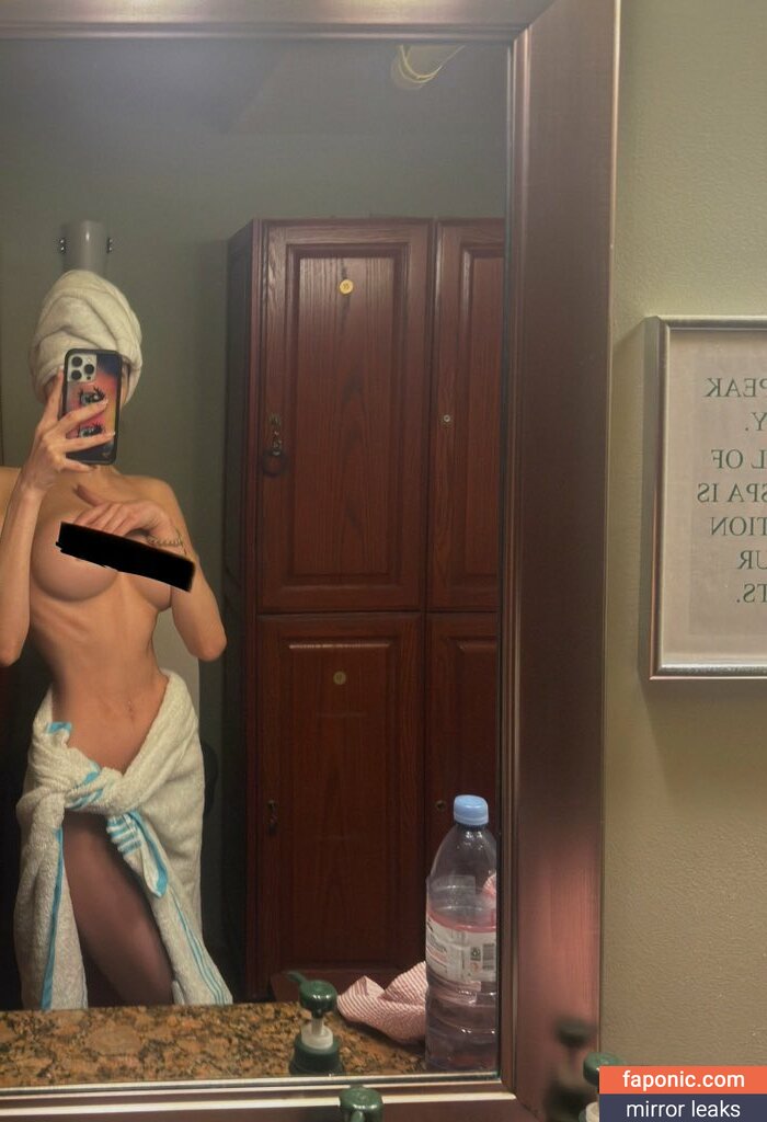 actually_lia nude leaks Photo #11