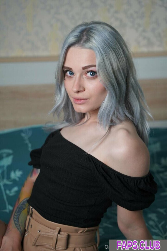 Belleniko nude leaks Photo #10