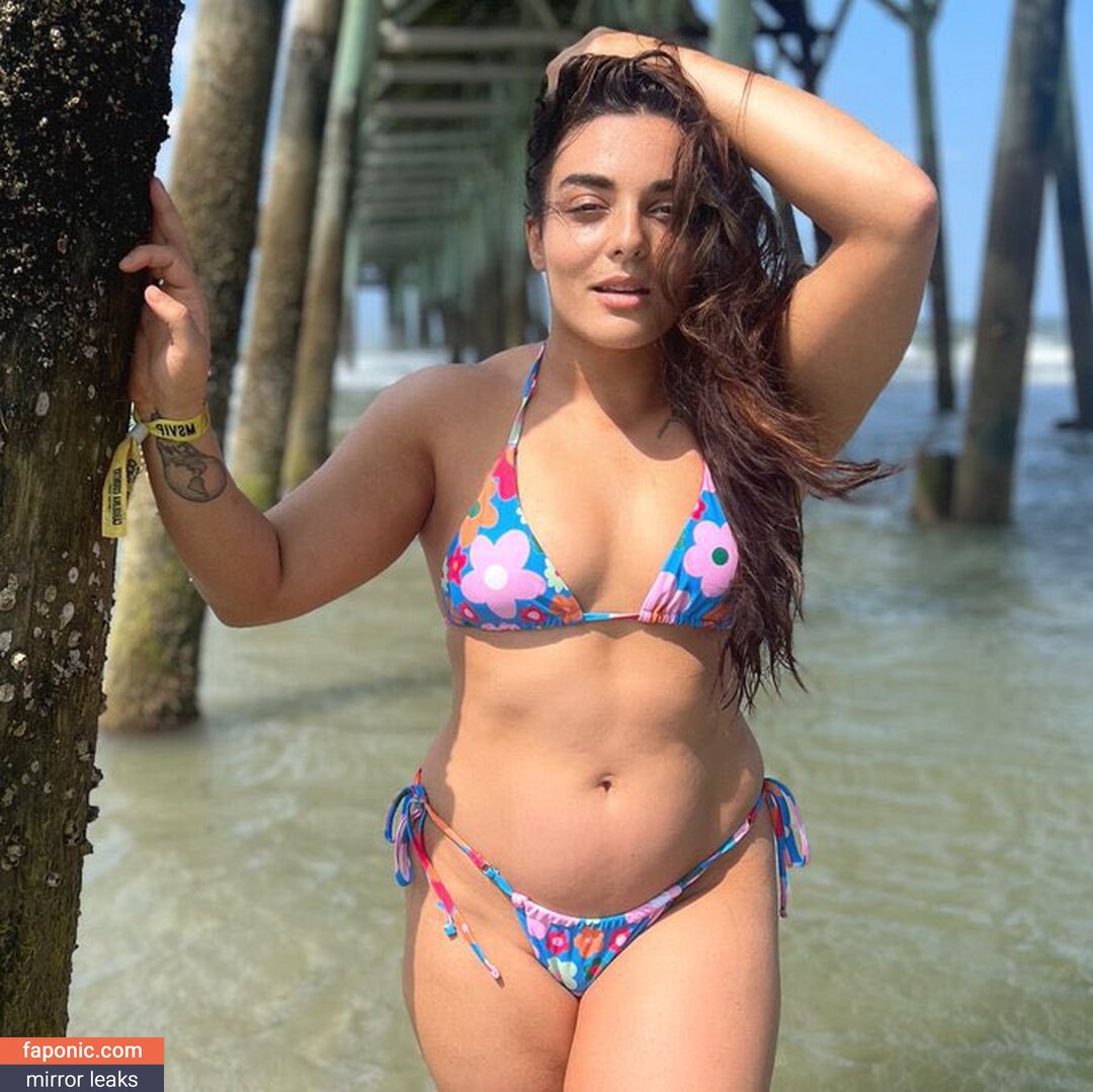 deonnapurrazzo nude leaks Photo #5