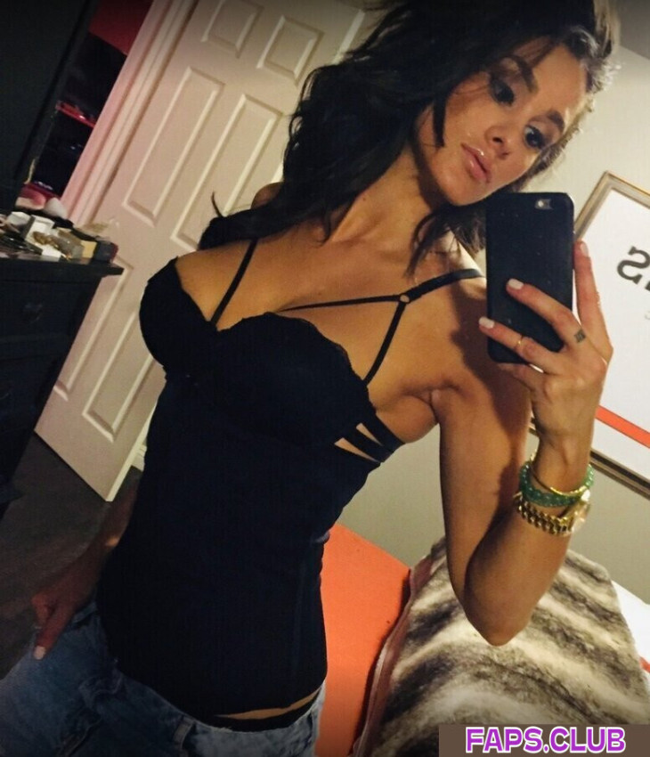Brittany Furlan nude leaks Photo #4