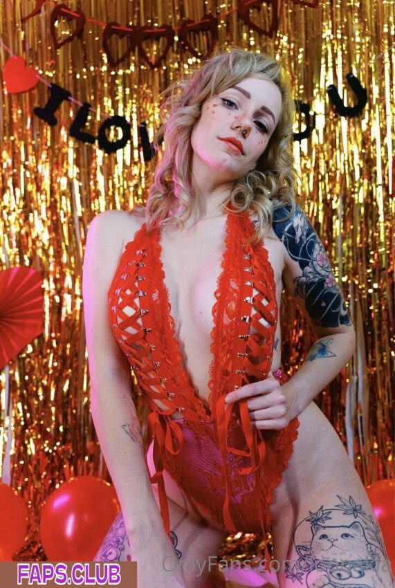 Loonakia nude leaks Photo #10