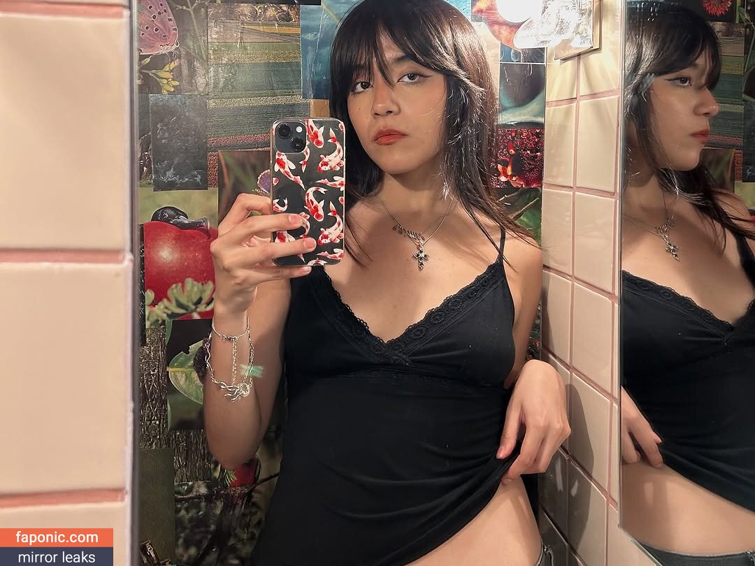 Om4ly nude leaks Photo #9