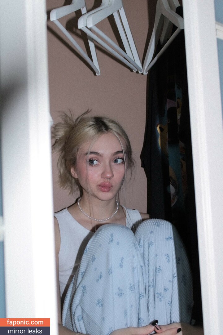 adelewilson__ nude leaks Photo #16