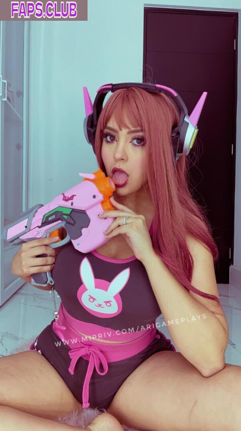 AriGameplays nude leaks Photo #2