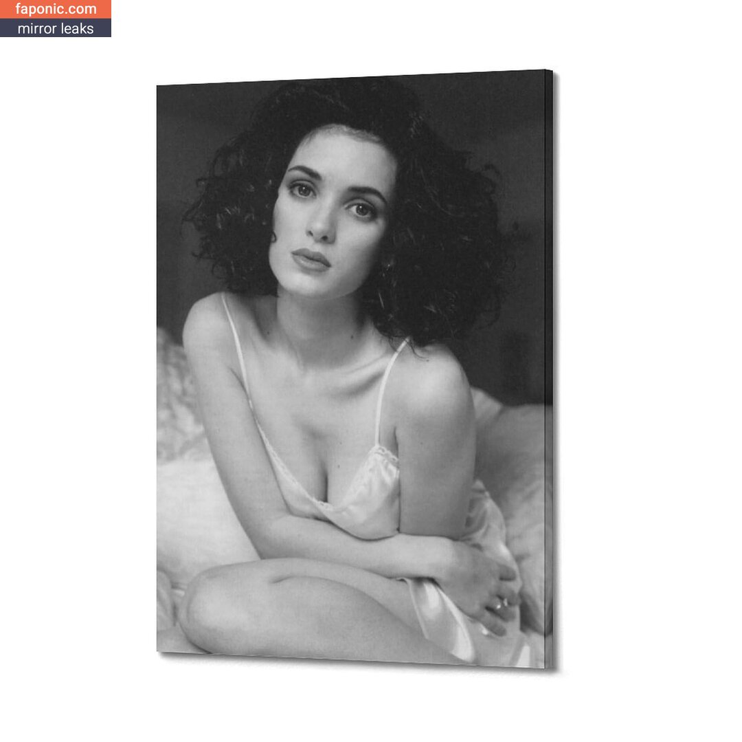 Winona Ryder nude leaks Photo #6