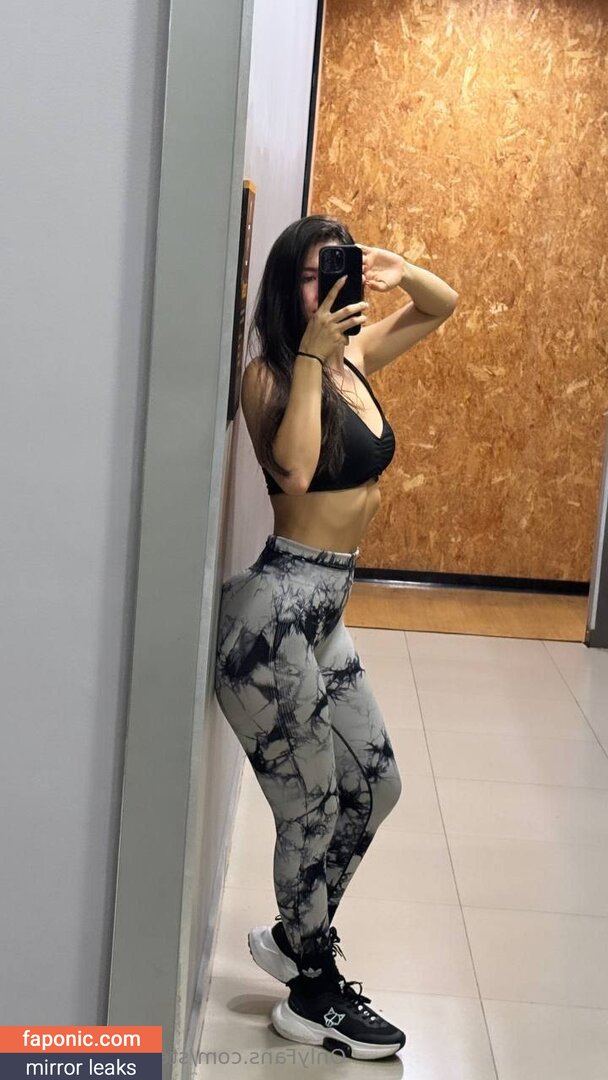 stefanycamacho nude leaks Photo #3