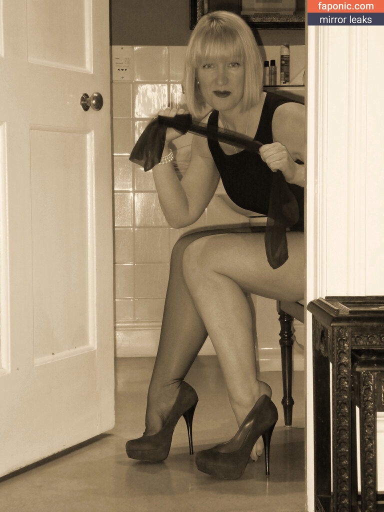 Mrs S Stockings nude leaks Photo #13