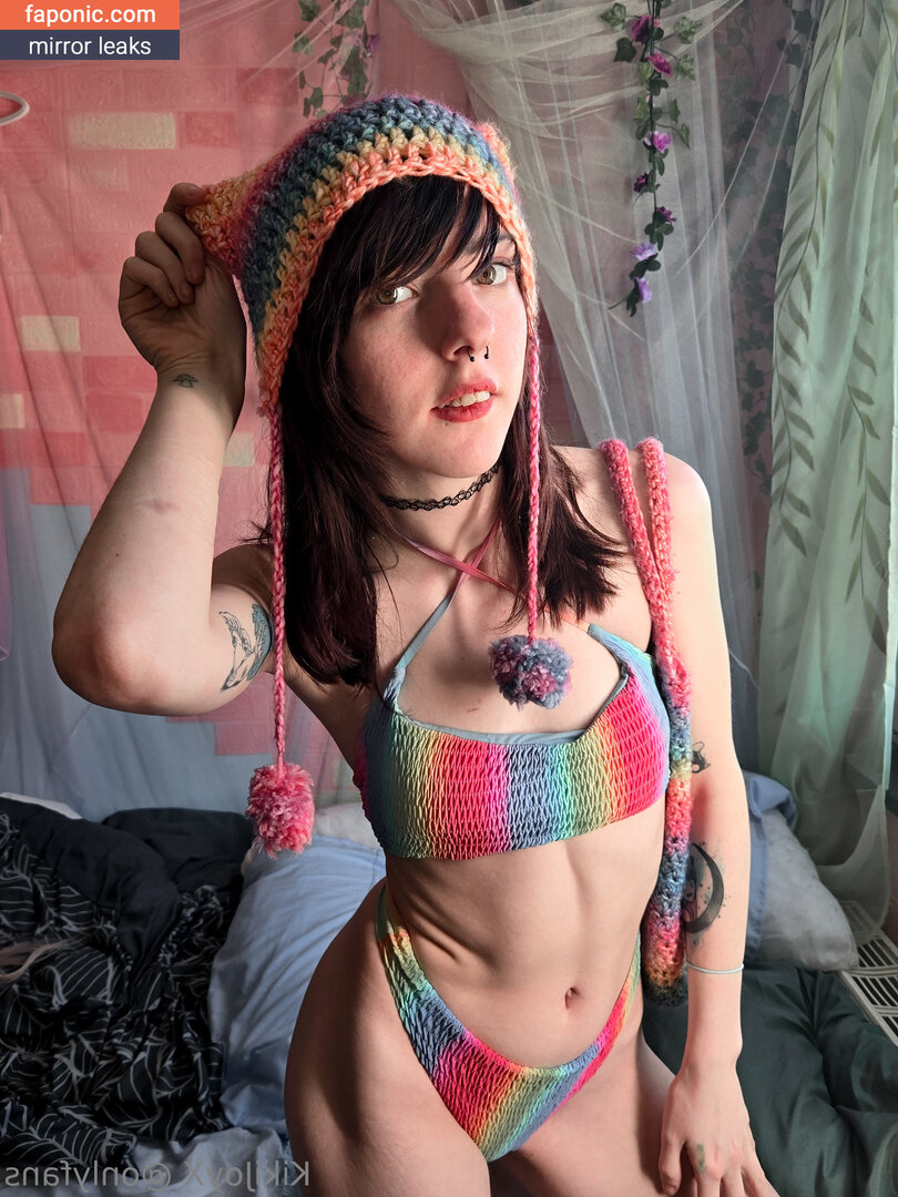 kikideimos nude leaks Photo #12