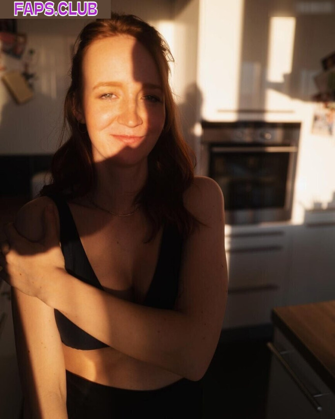 Mirella Precek nude leaks Photo #6