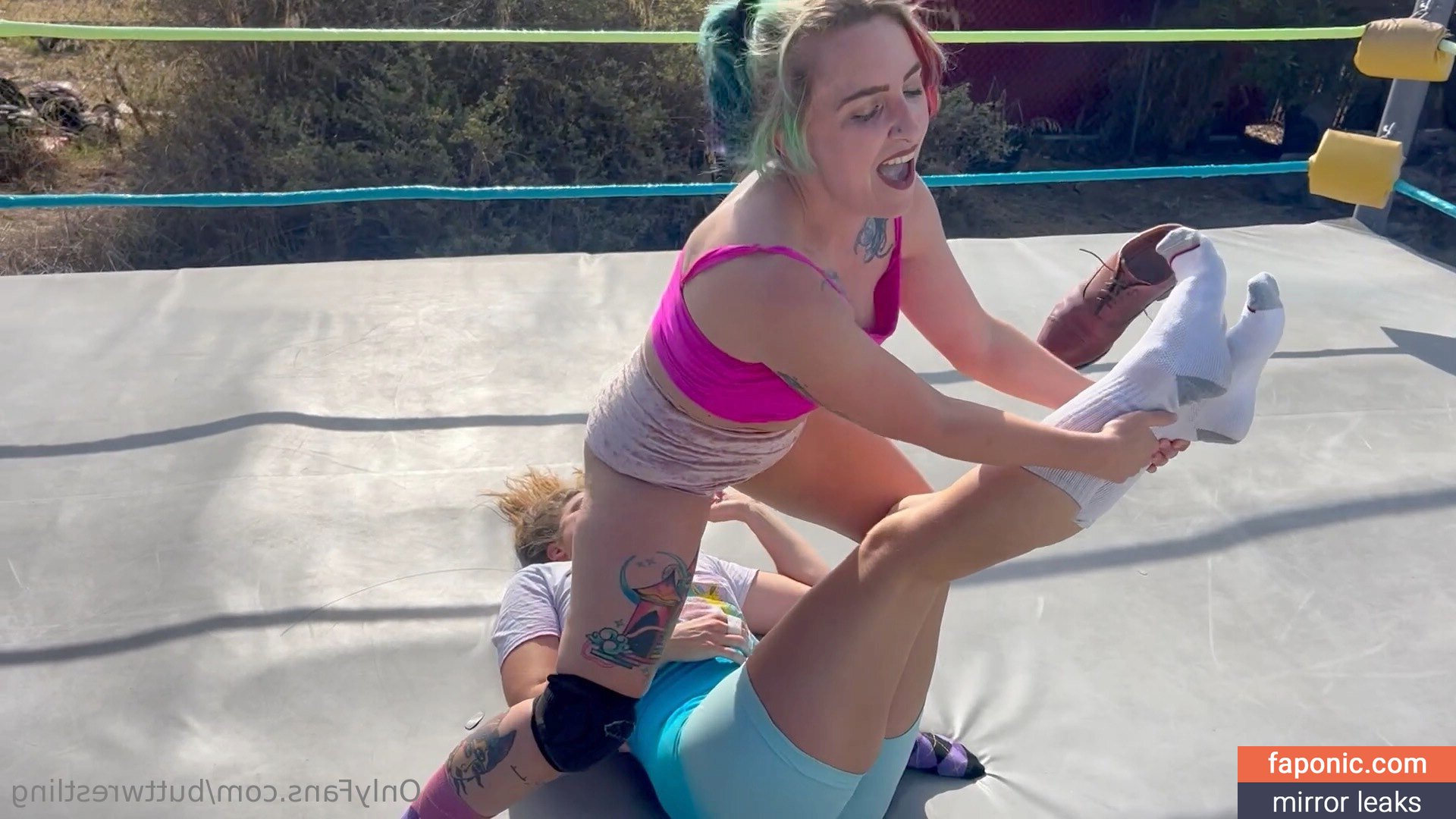 buttwrestling nude leaks Photo #12