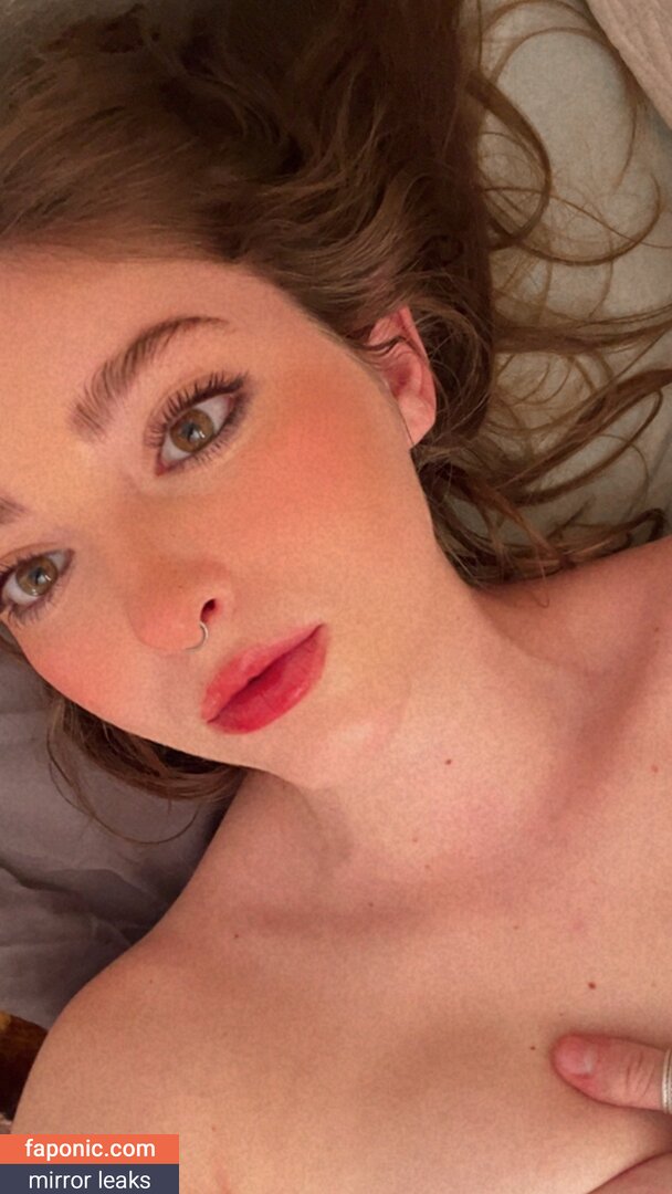 Willow Shields nude leaks Photo #16