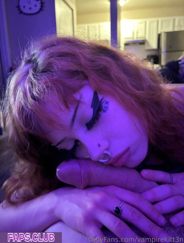 Valvampire / Peachyyval / kill.val nude leaks Photo #3