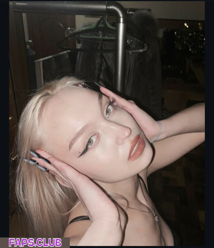 Vantaesll nude leaks Photo #5