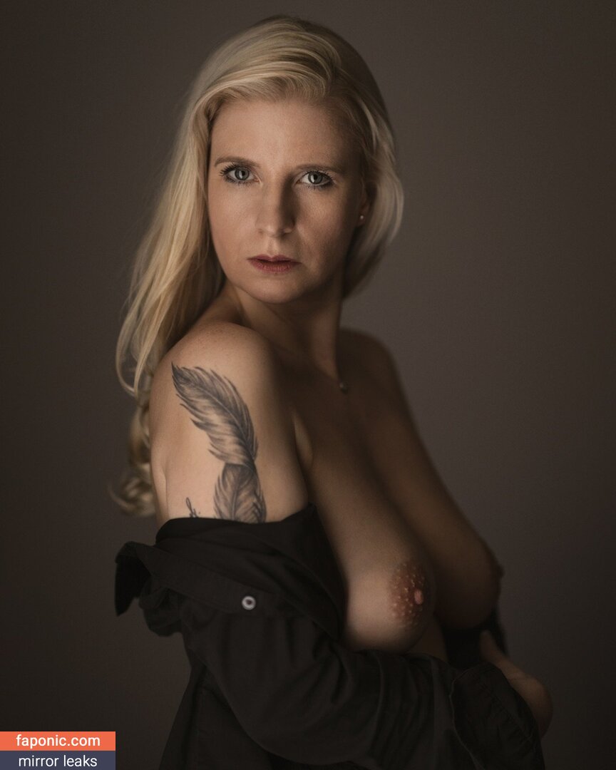 Neringa Kriziute leaked nude image 1