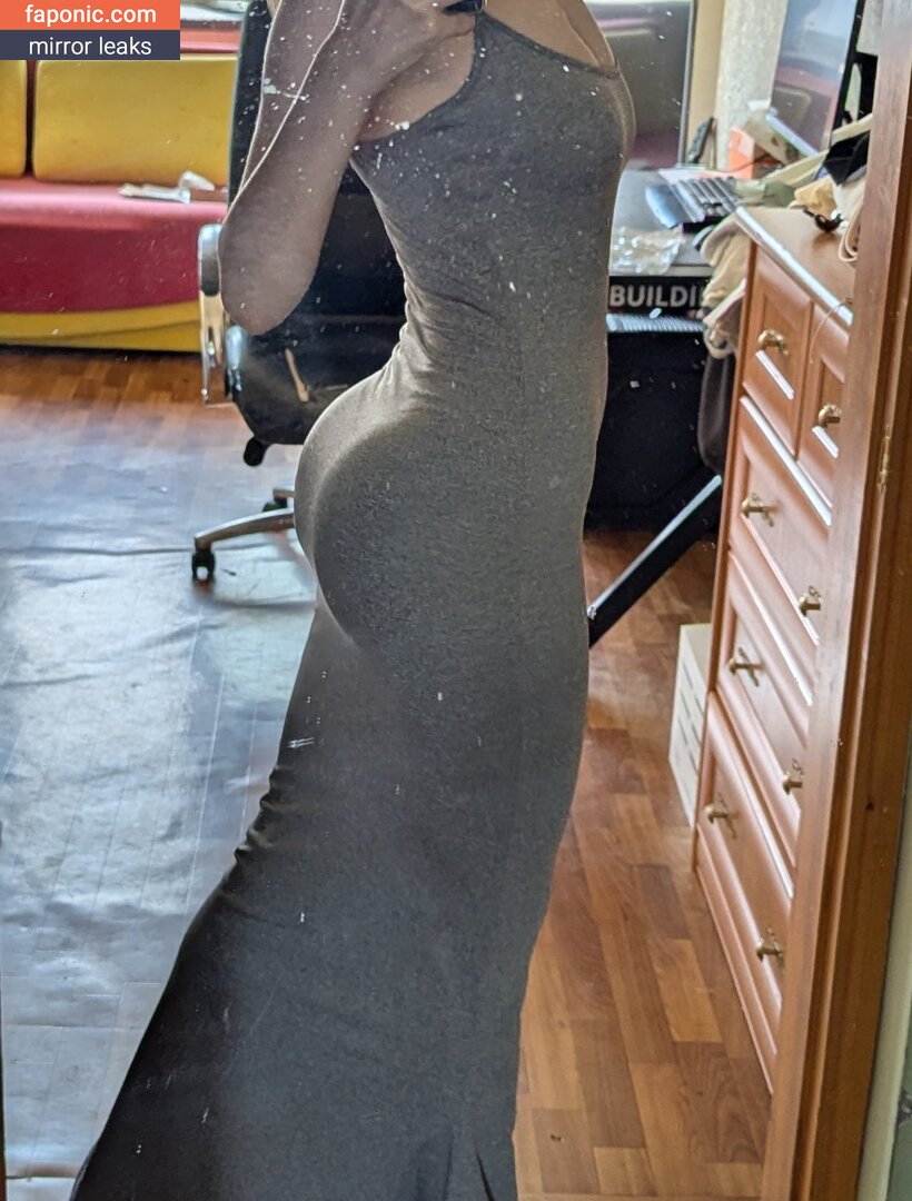 Twoyun leaked nude picture 1