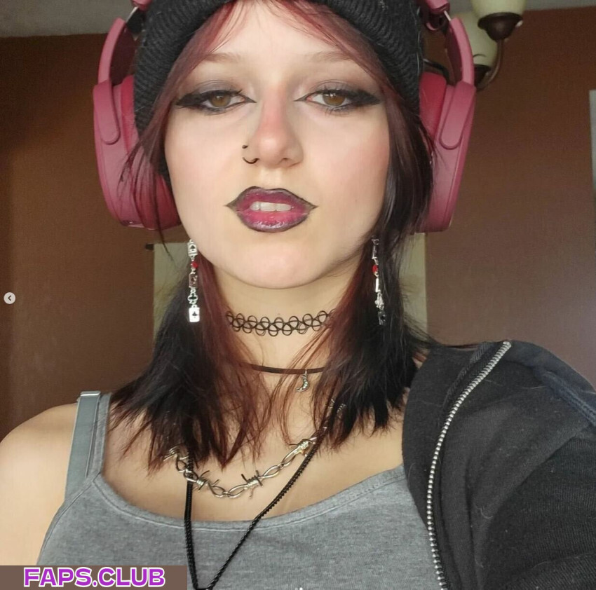 Girlwithasubie