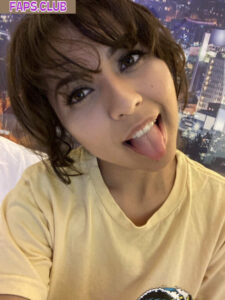 Kiwiwbabyy photo #6 - Faps