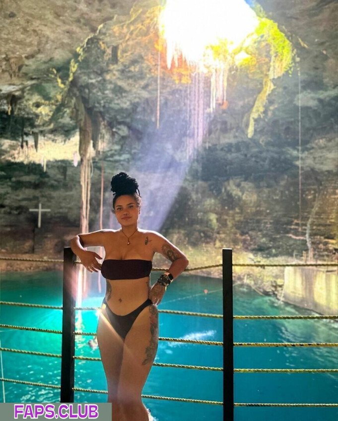 Tania Pamela