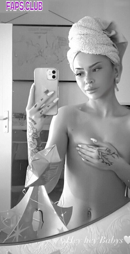 Its.laurabunnx photo #1 - Faps