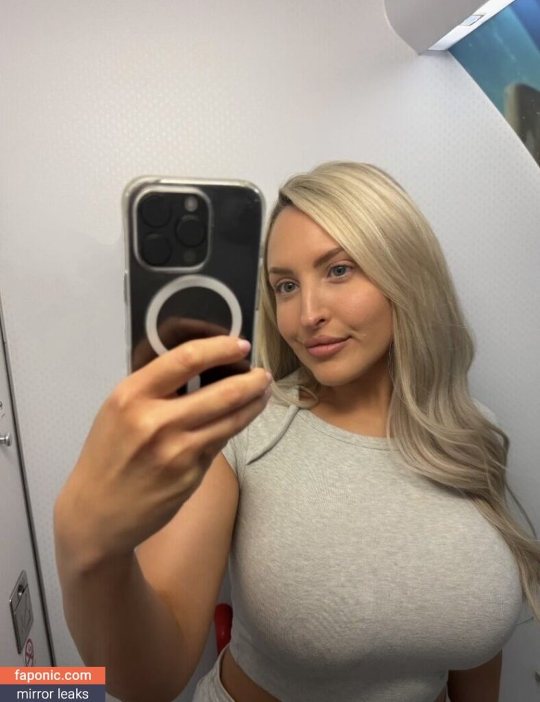 Emma Louise Jones leaked nude photo 11