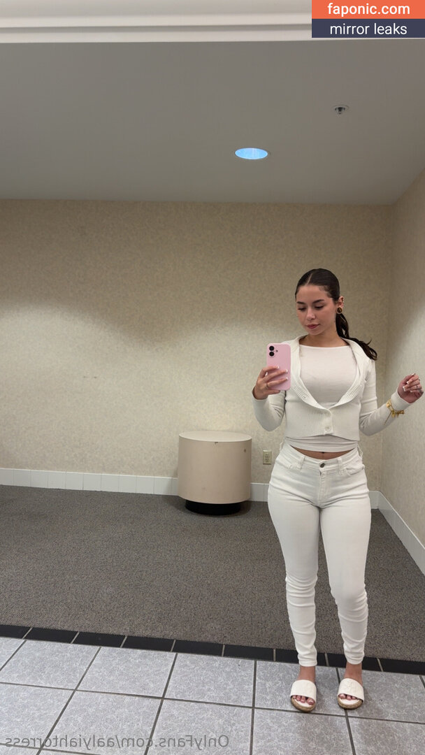 aalyiahtorress leaked nude image 1
