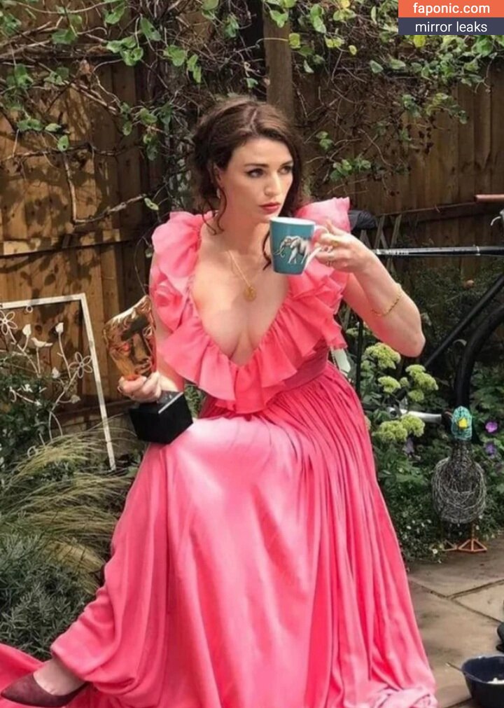 Aisling Bea leaked nude picture 1