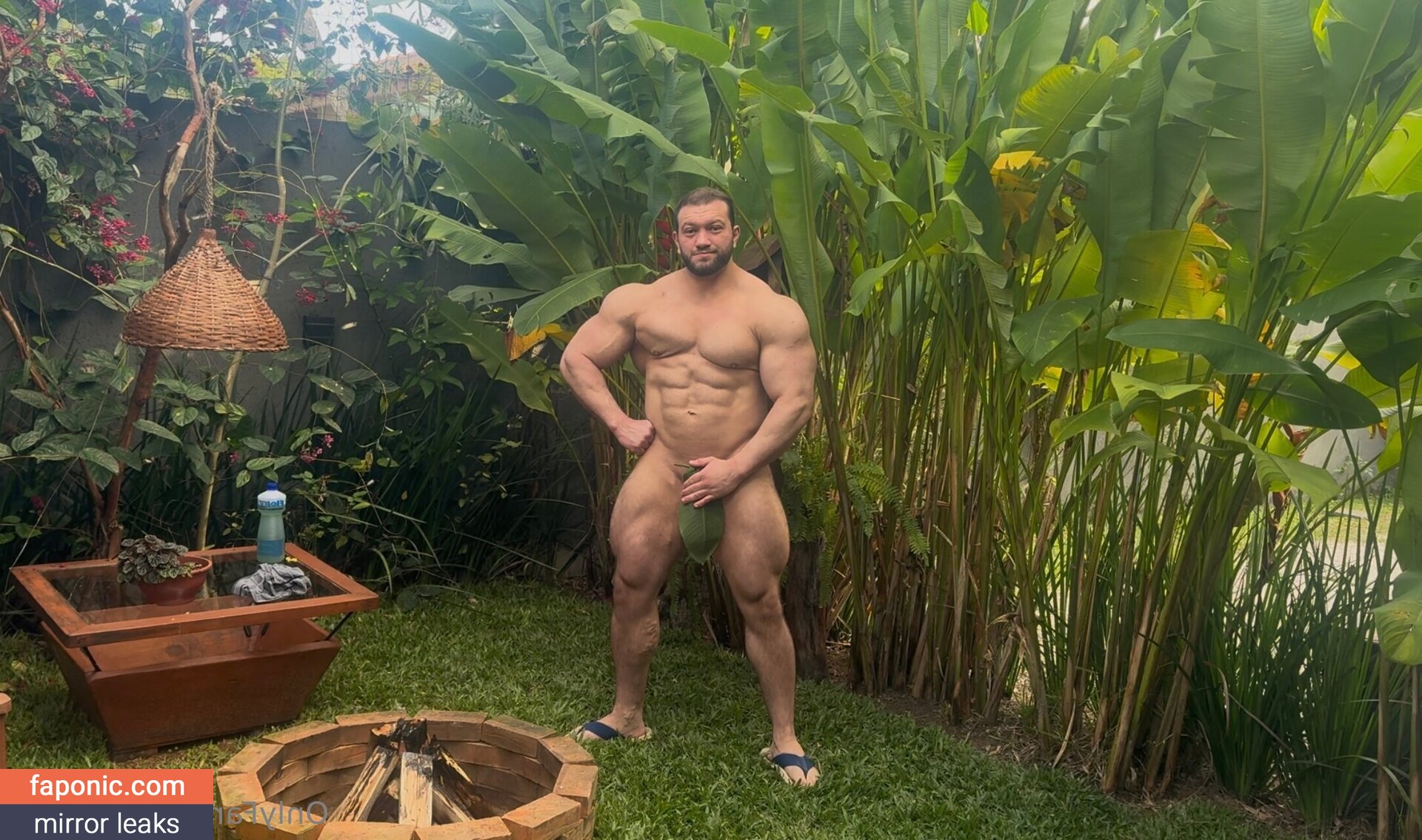 bigxxt leaked nude photo 1