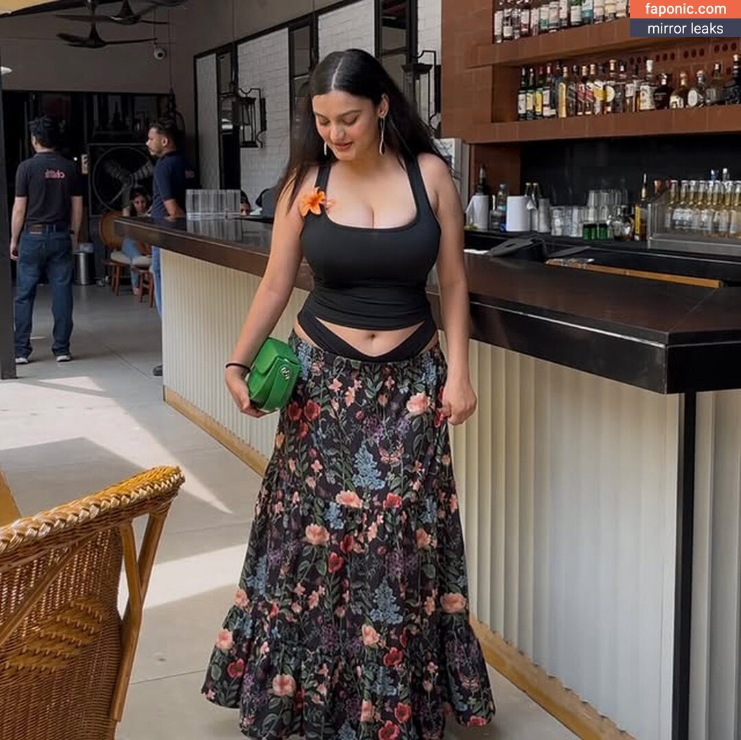 _ayushaaaa__ leaked nude image 1