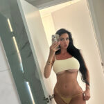 domme_yvonne