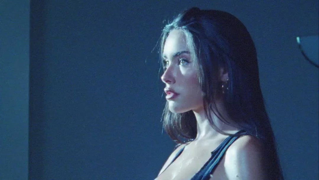 Madison Beer nude leaks Photo #3