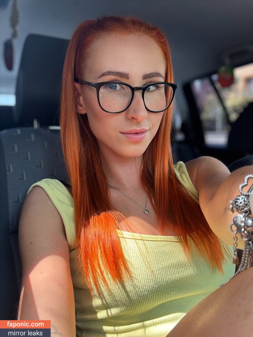 angiebangiie nude leaks Photo #5